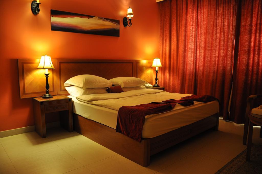 La Rosa Hotel By Brother International Muskat Eksteriør bilde